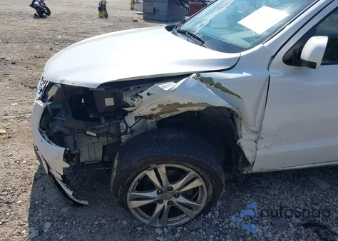 2011 Hyundai Santa Fe Se from USA, damaged, VIN 5XYZH4AG8BG049009